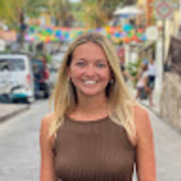 Meet your Posher, Meg - Picture 1 of 1